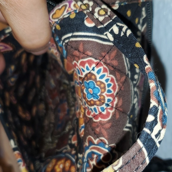 Vera Bradley Crossbody - Picture 5 of 6